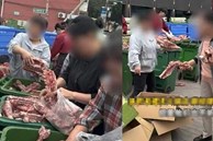 Nhà hàng lẩu tiêu hủy xương cừu, đám đông tranh nhau lục thùng rác mang về ăn