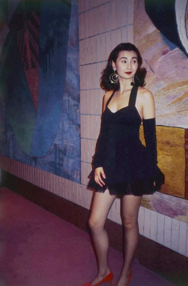 Trương Mạn Ngọc tuổi 59 da vẫn trắng mịn: Bí quyết nằm ở 1 thức uống buổi sáng và 2 cách ăn trứng gà-2