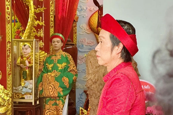 Giỗ Tổ sân khấu 2023: Hoài Lâm gặp lại cha nuôi Hoài Linh-19