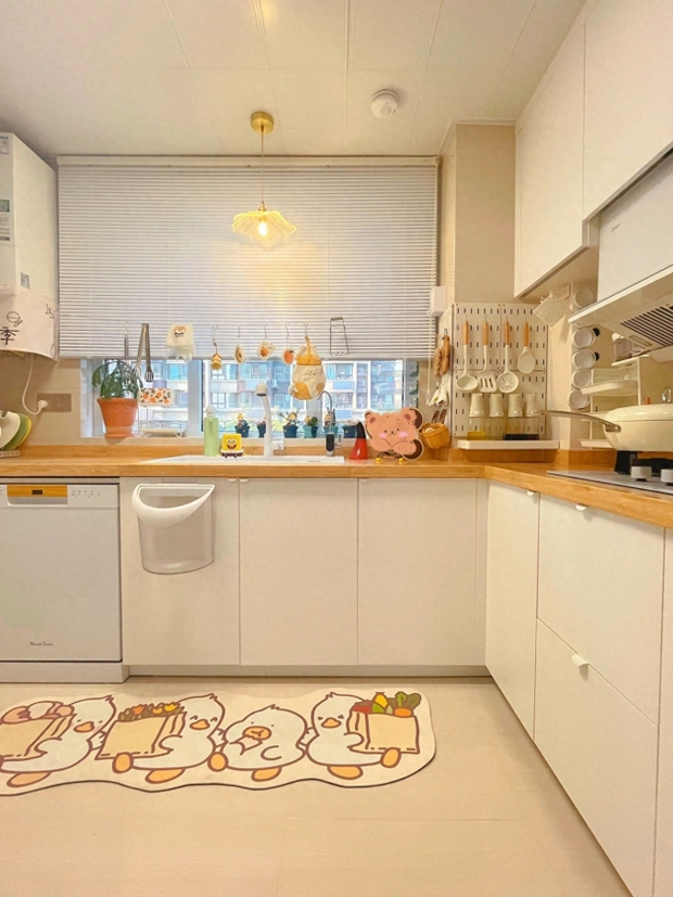 Ngắm căn hộ xinh như mộng của nữ tiếp viên hàng không, dù hiếm khi ở nhà nhưng vẫn đầu tư decor ấn tượng-7