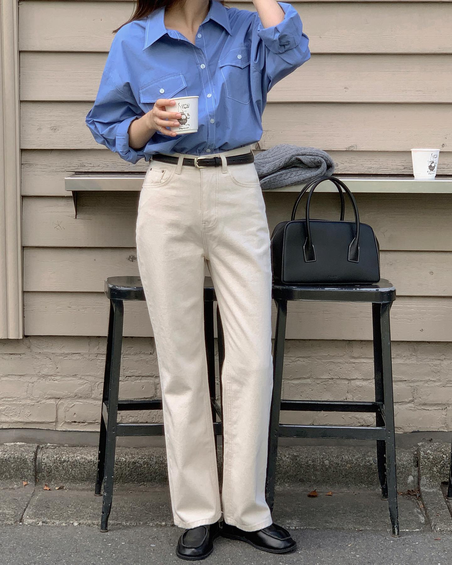 5 món đồ giúp chị em trẻ hóa phong cách công sở-3