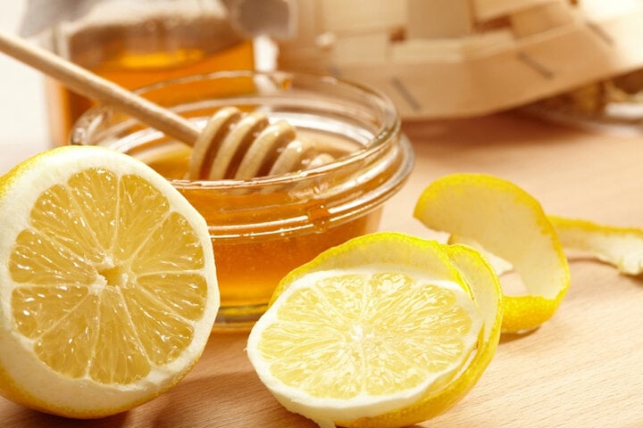Có nên dùng mật ong để tẩy lông chân?-4