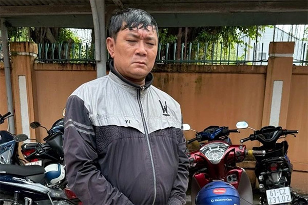 Quá trình lần theo dấu vết, bắt kẻ lừa tráo vé số của người phụ nữ không tay, không chân-2