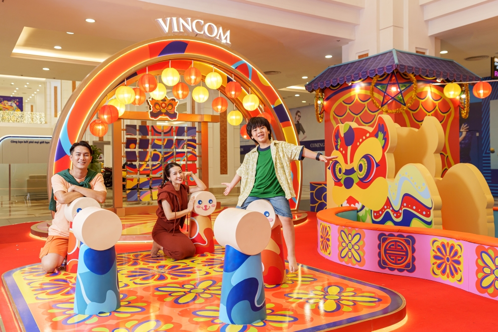 Đón Tết đoàn viên trong không gian ‘Tươi màu sắc Việt’ ở Vincom-6