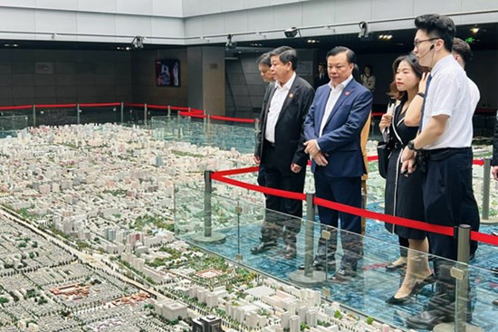 Đoàn đại biểu thành phố Hà Nội tham quan một số mô hình quản lý, phát triển đô thị Bắc Kinh, Trung Quốc