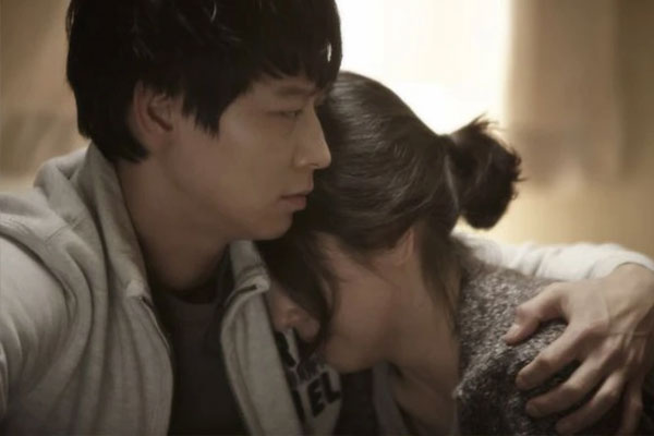 Đêm cuối cùng bên nhau, chồng hỏi một câu khiến tôi bật khóc hối hận-1