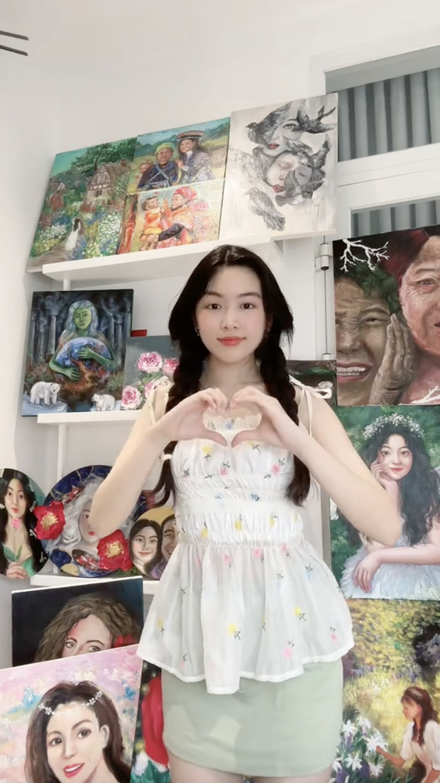 Ái nữ nhà MC Quyền Linh khoe visual như Hoa hậu, loạt gia tài” phía sau gây chú ý không kém-3