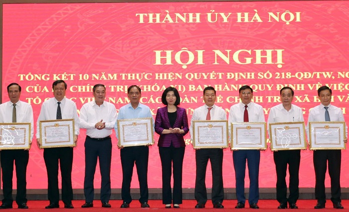 Phát huy sức mạnh của nhân dân trong góp ý xây dựng Đảng, chính quyền-4