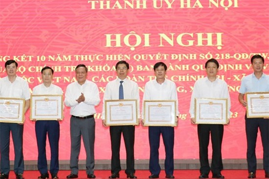 Phát huy sức mạnh của nhân dân trong góp ý xây dựng Đảng, chính quyền