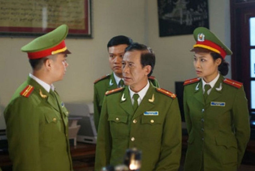 Nam diễn viên chuyên vào vai lãnh đạo công an, tuổi già sống kín tiếng, bình yên bên người vợ thứ hai-2