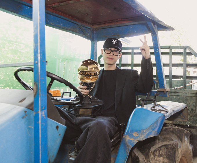 Cận cảnh nhà 4 gian của Double2T tại Tuyên Quang: Ở phòng hơn 10m2, góc làm nhạc cũng đặc biệt-2