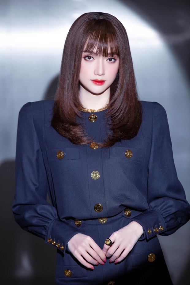 Hương Giang bình luận bá đạo khi bị chỉnh sửa ảnh quá đà mất cả đầu gối-1