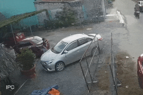 Sát hại bạn gái ngay lần đầu gặp mặt rồi phi tang xác dưới cống-3