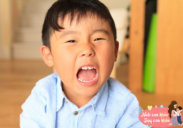 Trẻ không hiếu thuận sẽ bộc lộ 3 đặc điểm, nhiều phụ huynh mãi về già mới nhận ra-4