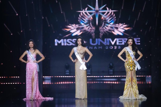Màn công bố top 5 lạ đời ở Miss Universe Vietnam: MC kém duyên, cách công bố thí sinh gây tranh cãi-3