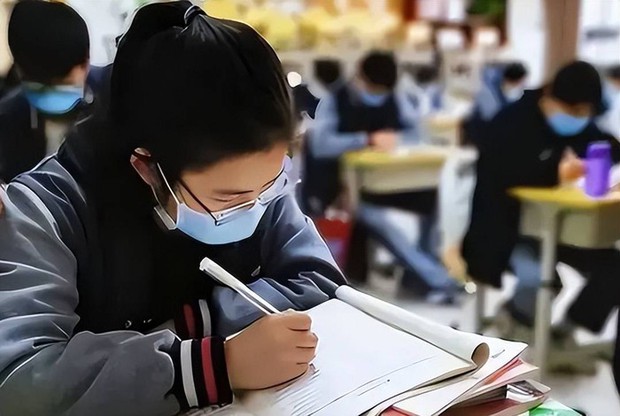 Giáo viên chủ nhiệm 20 năm nói thẳng: Học sinh khó thành công có chung 1 đặc điểm, phụ huynh lưu ý-1