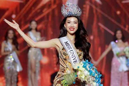 Hoa hậu Bùi Quỳnh Hoa lên tiếng về tin đồn dàn xếp kết quả