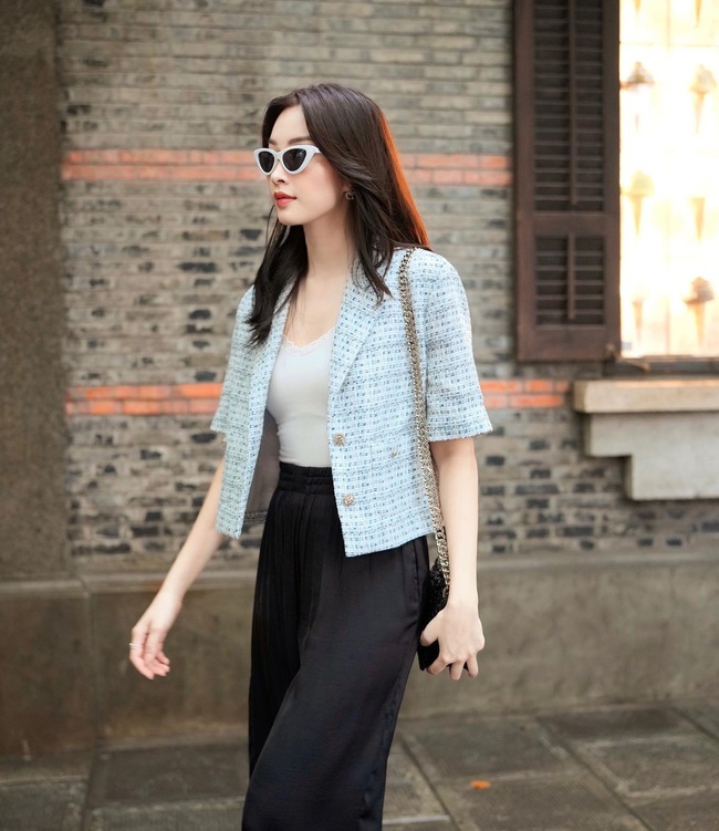 Tham khảo cách diện đồ sáng màu hack tuổi mà vẫn thanh lịch của Hoa hậu Thu Thảo-4