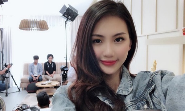 Hot lại ảnh quá khứ của Hoa hậu Bùi Quỳnh Hoa, so với hiện tại nhan sắc khác biệt cỡ nào?-7