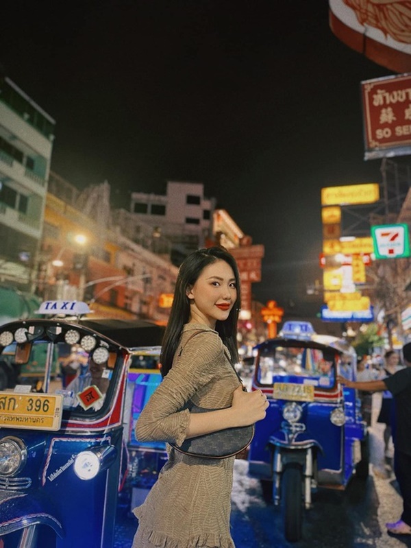 Hot lại ảnh quá khứ của Hoa hậu Bùi Quỳnh Hoa, so với hiện tại nhan sắc khác biệt cỡ nào?-9