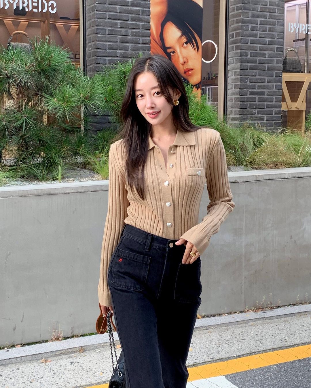 Cardigan mỏng - Kiểu áo đa năng đáng sắm nhất lúc này-1