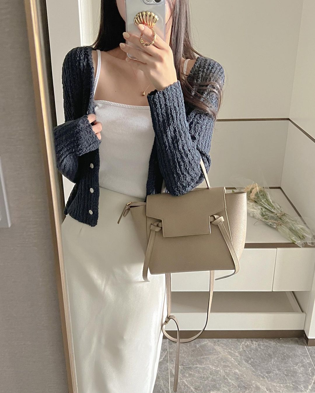 Cardigan mỏng - Kiểu áo đa năng đáng sắm nhất lúc này-10