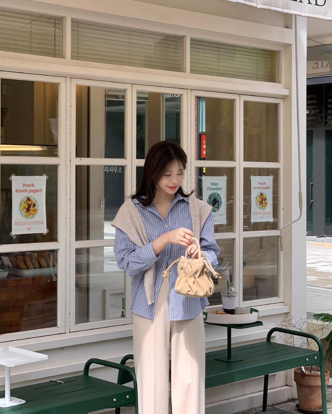 Cardigan mỏng - Kiểu áo đa năng đáng sắm nhất lúc này-12