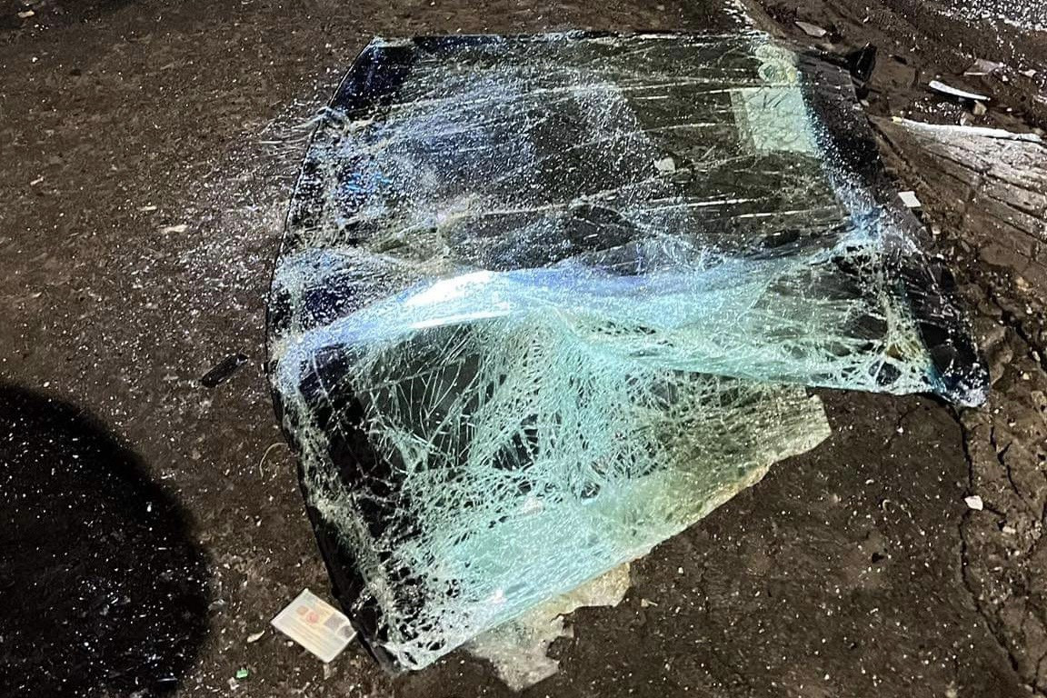 Hiện trường đau thương nơi 2 xe khách tông trực diện, 4 người tử vong-10