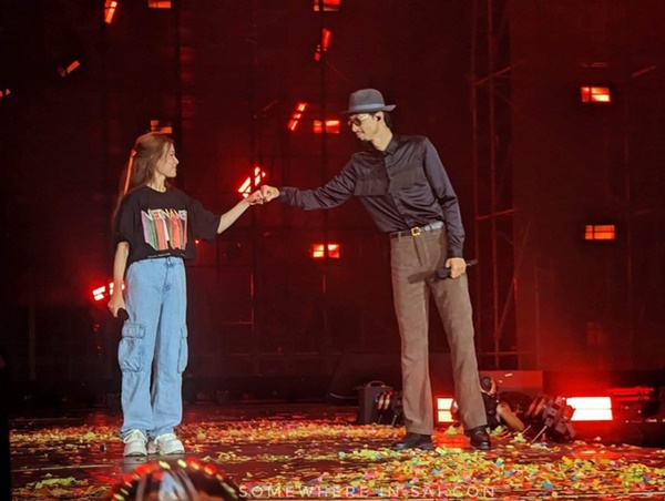 Vietnamese Concert: Hoàng Thùy Linh làm được, nhưng hát chưa được!-7