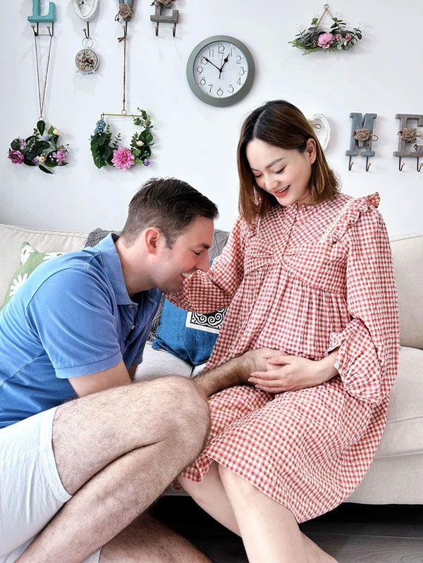 Nữ diễn viên nổi tiếng thông báo mang thai nhóc tỳ thứ 2-1