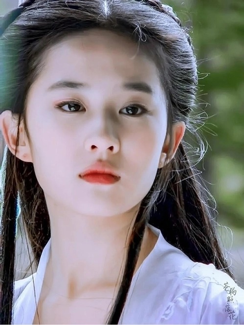 Diễn viên Lưu Diệc Phi có làn da như em bé nhờ chăm bổ sung collagen từ những món này-2