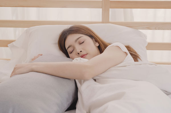 Bác sĩ khuyên chị em làm thường xuyên 5 việc để chậm lão hóa, giúp trẻ lâu-4