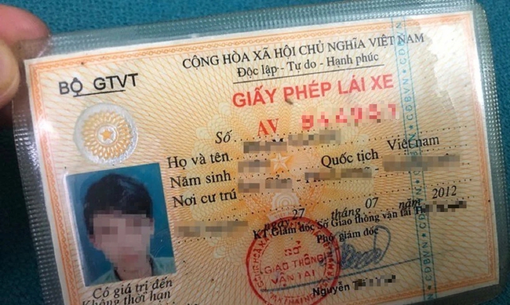 Có lãng phí khi cấp đổi 22 triệu giấy phép lái xe máy?-1