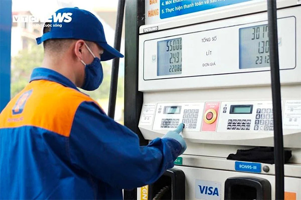 Giá vàng giảm chóng mặt, nhà đầu tư lo có đợt bán tháo-2