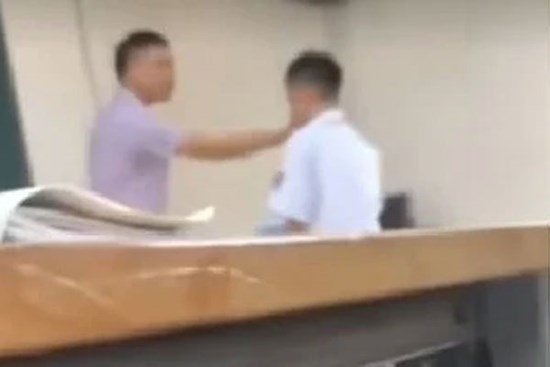Xôn xao clip thầy giáo xưng 'mày - tao', mắng chửi học sinh trước lớp