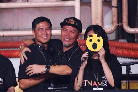 Bằng chứng Hồ Hoài Anh vẫn ở hậu trường concert Hoàng Thùy Linh, là tổng đạo diễn nhưng quyết giấu danh tính?