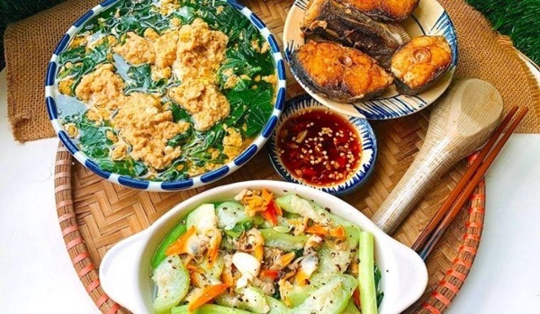 Con gái Mạnh Trường 15 tuổi đã cao vượt mẹ, bố tiết lộ 1 sở thích giúp tăng chiều cao tốt-6