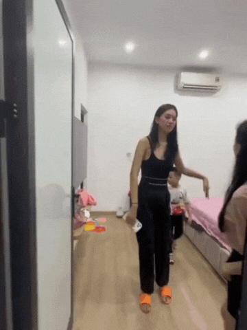 Dì Dung” đi tân gia nhà mới của Tiểu Vy ở Quảng Nam, thốt lên 1 câu khi đến phòng ngủ hướng ra ban công xanh mướt-4