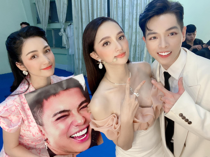 Hương Giang có động thái đáng chú ý trước nghi vấn nghỉ chơi Hòa Minzy-2