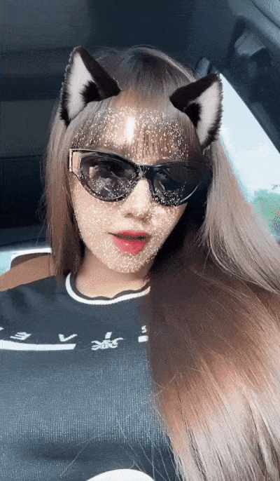 Cầu thủ nổi tiếng và bạn gái xinh đẹp gương vỡ lại lành”, lộ hint từ chiếc xe 3 tỷ của đàng trai?-3