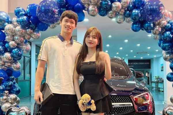 Tiền vệ U22 Việt Nam lấy vợ là cô chủ khách sạn 4 sao, CEO của thương hiệu thời trang có tiếng-5