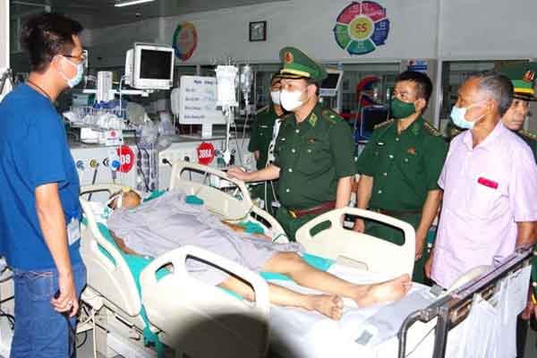 Nam bệnh nhân nặng nhất vụ cháy chung cư mini đã giao tiếp được-2