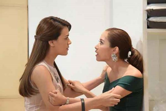 Ngưỡng mộ cuộc sống của em gái, tôi đau lòng khi biết sự thật phía sau