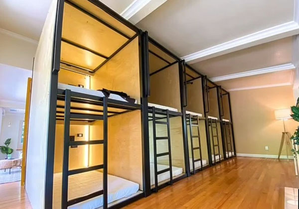 Sự thật sau những nhà quan tài siêu bé cho thuê giá cắt cổ 22 triệu VNĐ/tháng-2