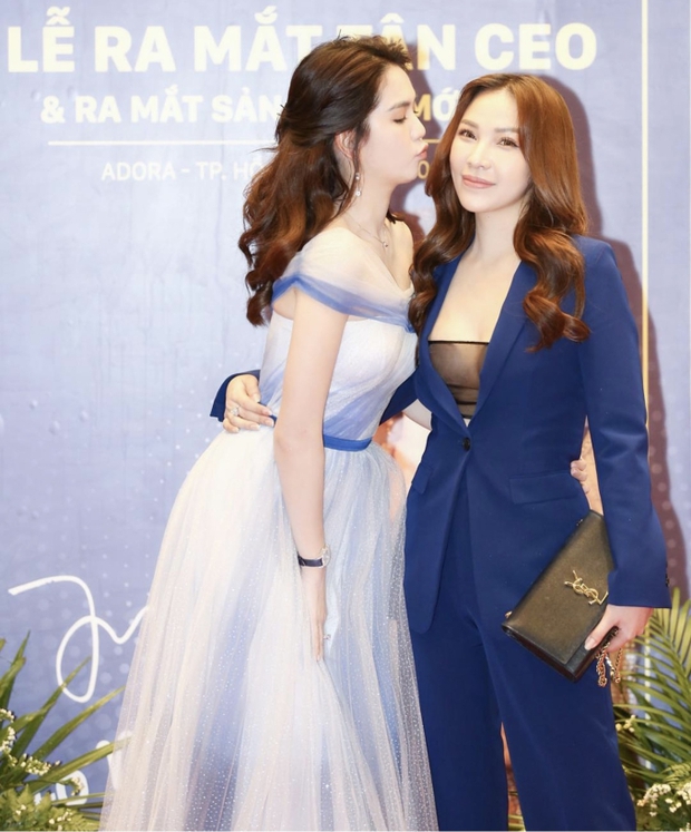 Cặp đôi Vbiz vướng tin nghỉ chơi sau 16 năm: Từng bơ đẹp nhau tại sự kiện, bất ngờ xuất hiện thân thiết-5