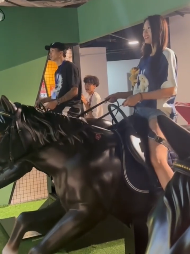 Cách Đoàn Văn Hậu lấy lòng nhà vợ tương lai-2