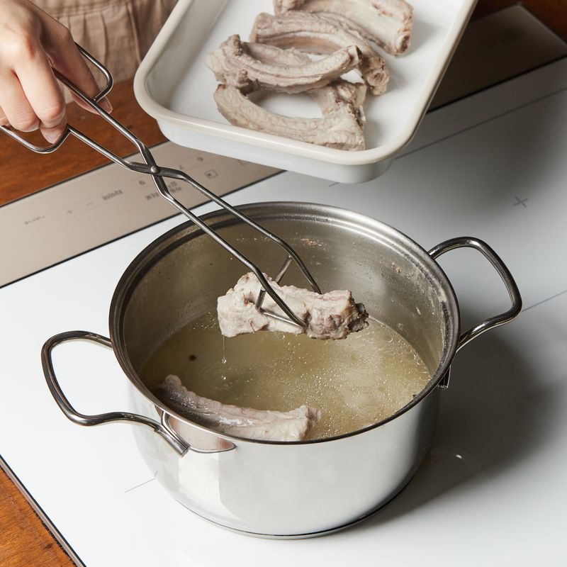 Sườn heo om theo cách này vừa mềm ngon lại thơm phức, ăn bao nhiêu cơm cũng hết-3