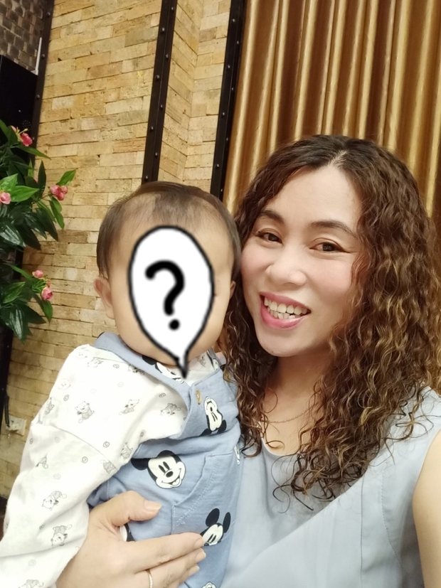 Rầm rộ hình ảnh con trai Sơn Tùng, netizen còn lùng được ảnh mẹ của nam ca sĩ bế cháu?-2