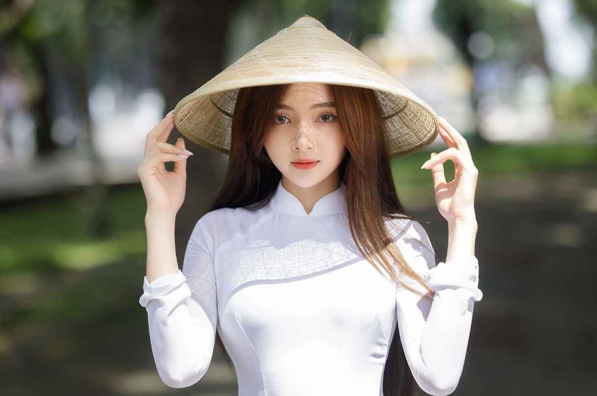 Hot girl ảnh thẻ sau 10 năm: Xinh như búp bê, tự mua nhà và vẫn độc thân-1
