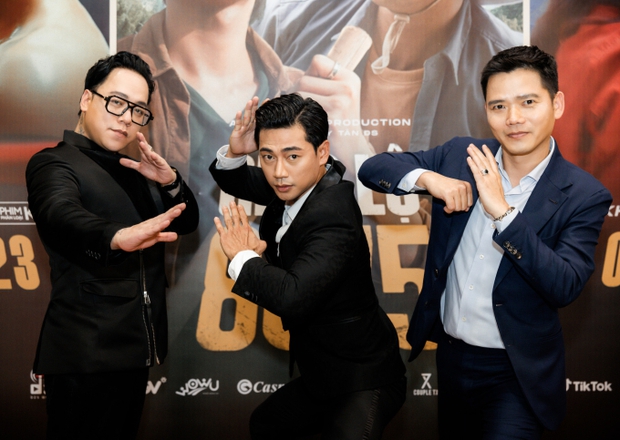 Hoa hậu Ngọc Hân và dàn sao Việt đổ bộ thảm đỏ ra mắt phim Giao Lộ 8675 tại Hà Nội-8